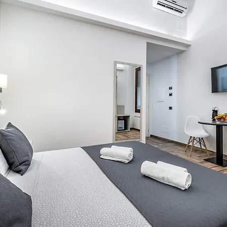 فندق مبيت وإفطار Lorenzo De' Medici 4*