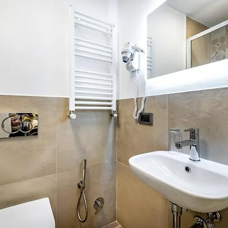 Lorenzo De' Medici Panzió Firenze