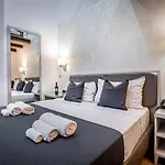 Lorenzo De' Medici Bed & Breakfast 4*